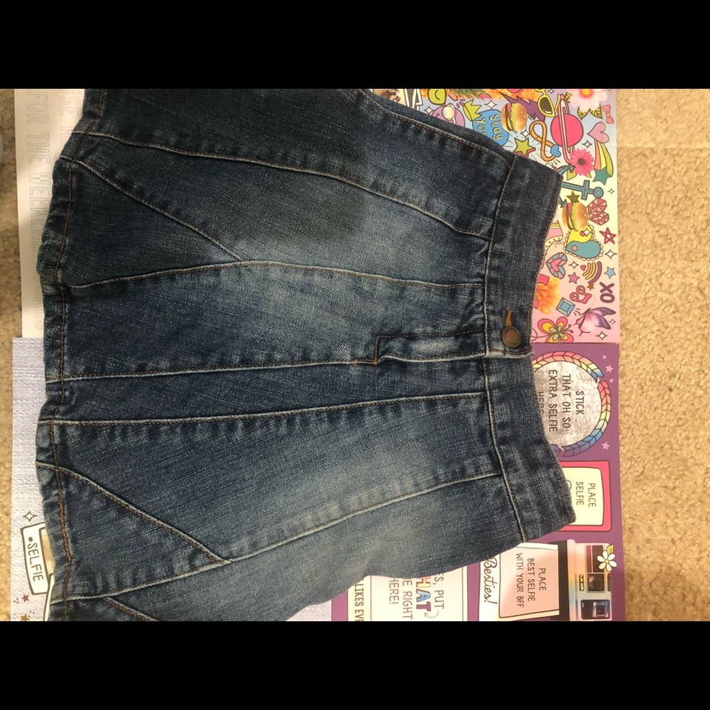 Cherokee denim skirt with flowers